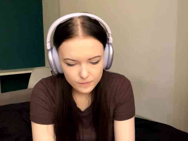 DaynaHosler webcam