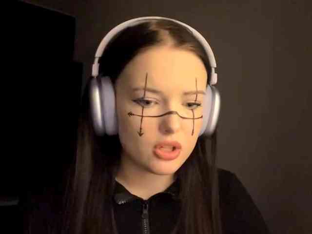 DaynaHosler webcam