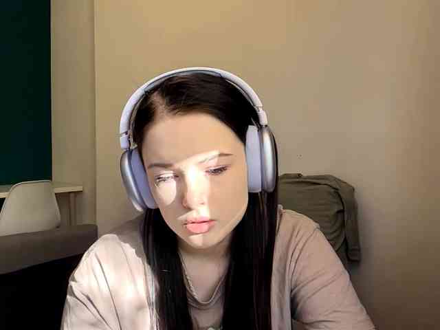 DaynaHosler webcam