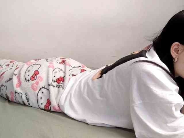 DaynaHosler webcam