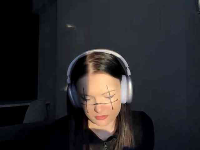 DaynaHosler webcam