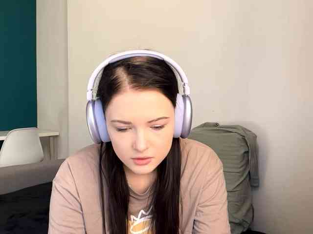 Modèle: DaynaHosler