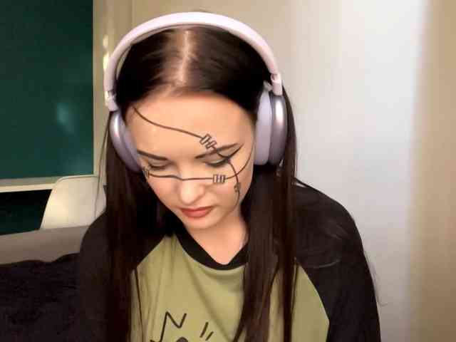 DaynaHosler webcam