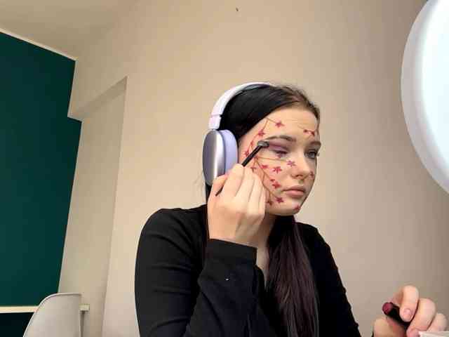 Modèle: DaynaHosler