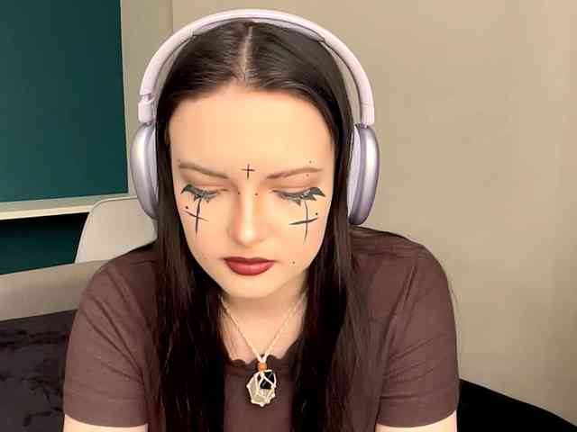 DaynaHosler webcam