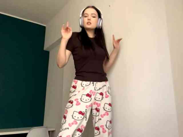 DaynaHosler webcam