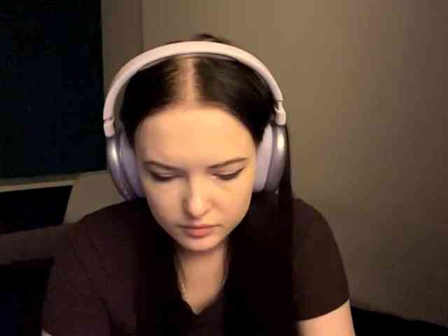 DaynaHosler webcam