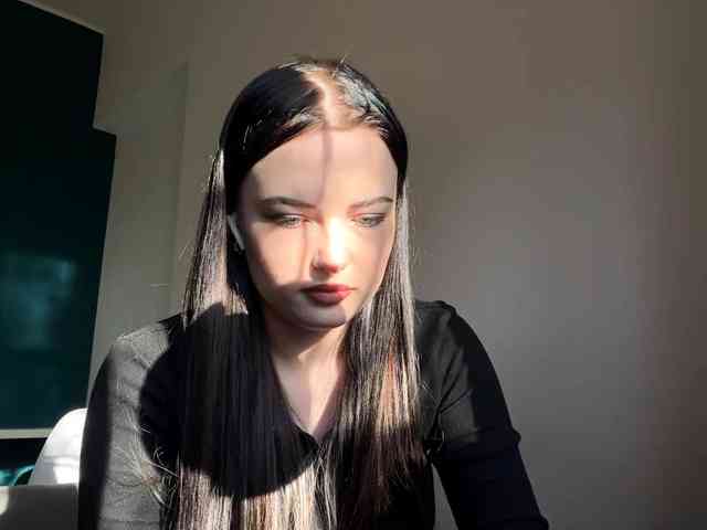 Modèle: DaynaHosler