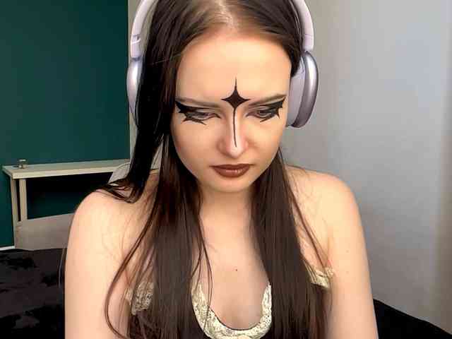 Modèle: DaynaHosler