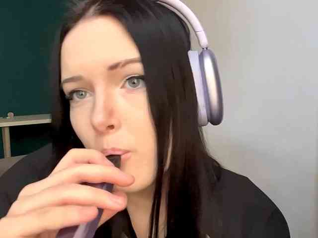DaynaHosler webcam