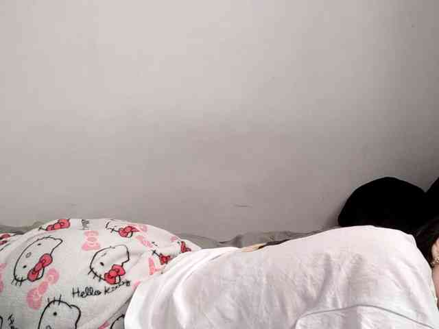 DaynaHosler webcam