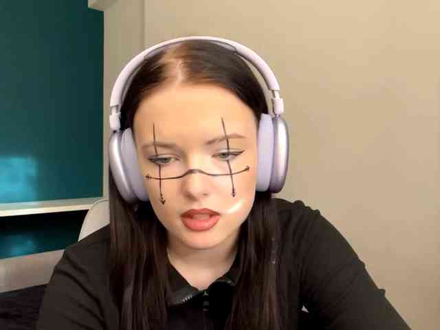 DaynaHosler webcam