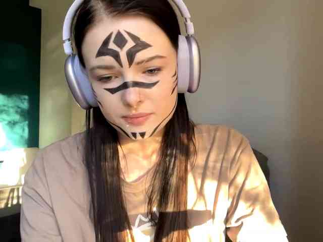 DaynaHosler webcam