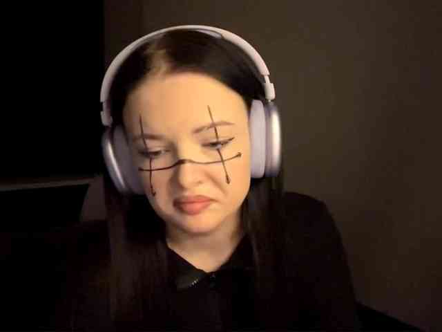 DaynaHosler webcam