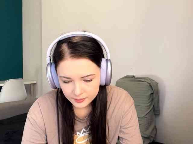 DaynaHosler webcam