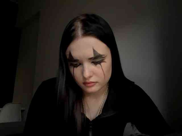 Modèle: DaynaHosler