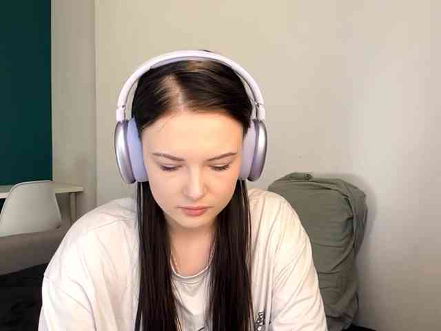 Modèle: DaynaHosler
