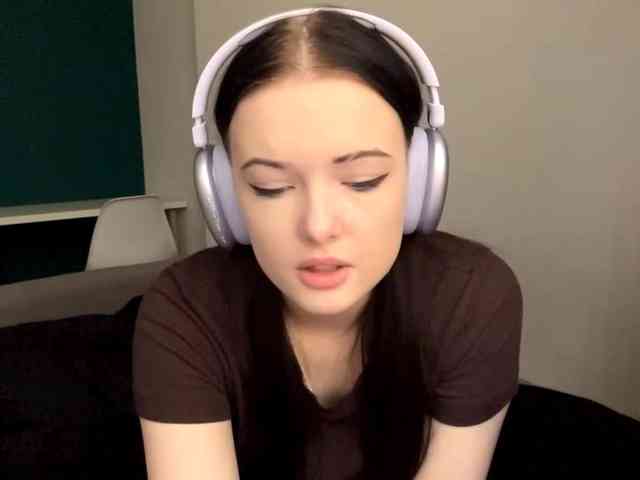 DaynaHosler webcam