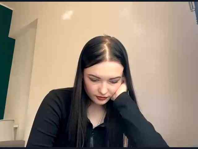 Modèle: DaynaHosler