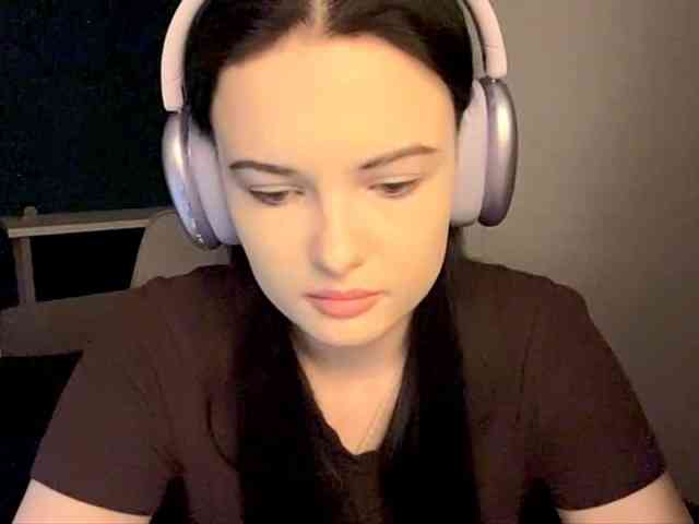 DaynaHosler webcam