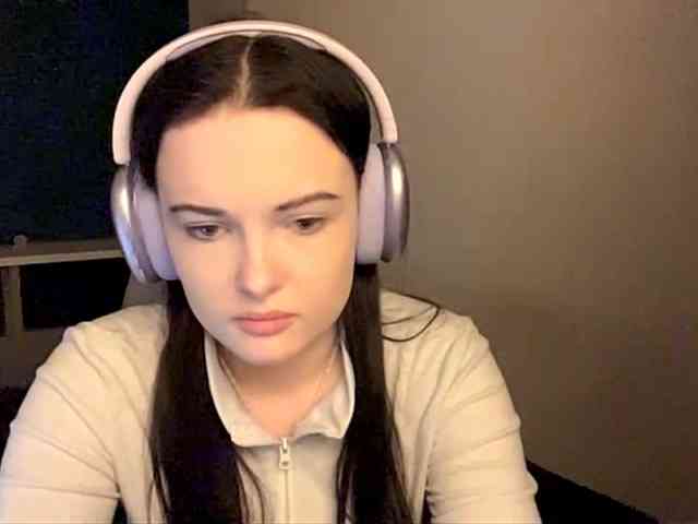 DaynaHosler webcam
