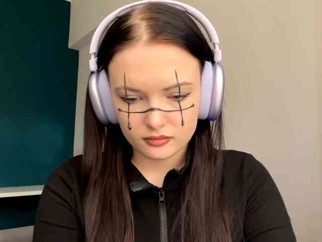 DaynaHosler webcam