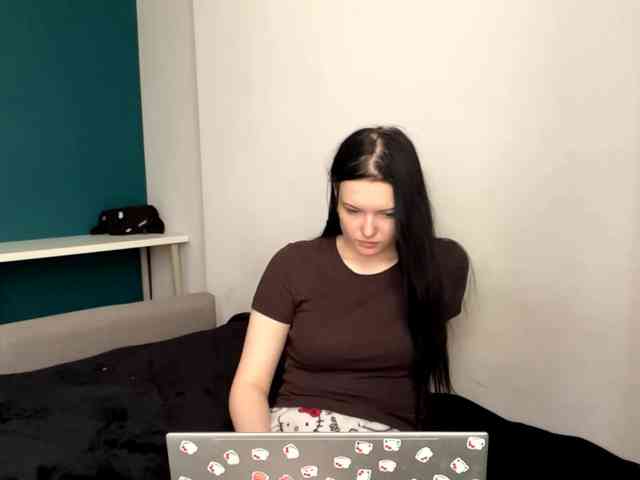 Modèle: DaynaHosler