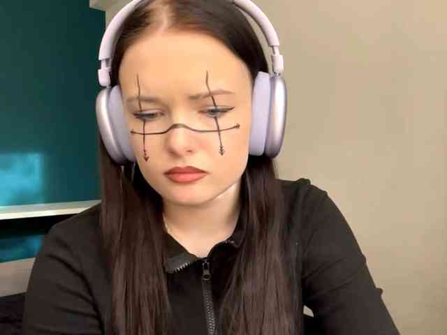 DaynaHosler webcam