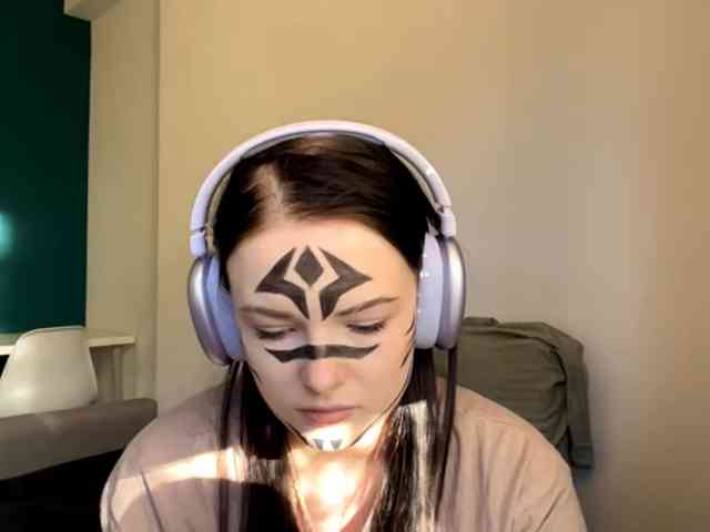 DaynaHosler webcam