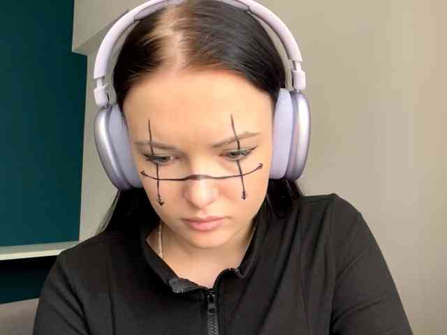 DaynaHosler webcam