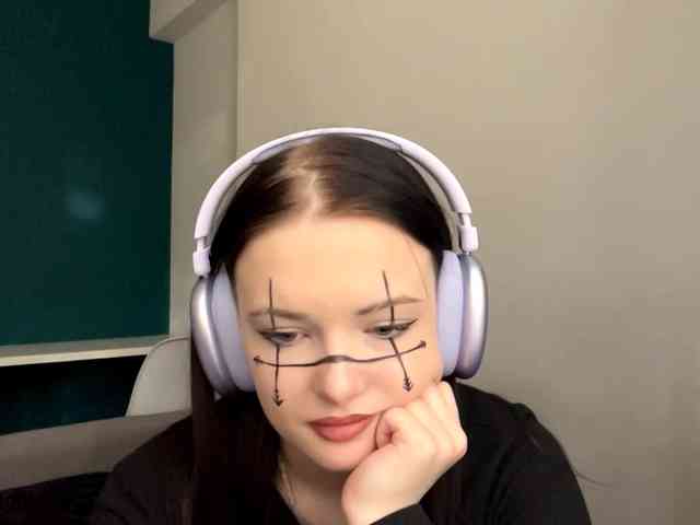 DaynaHosler webcam