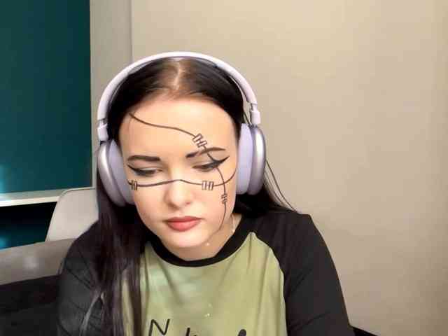 Modèle: DaynaHosler
