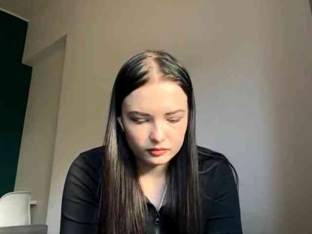 Modèle: DaynaHosler