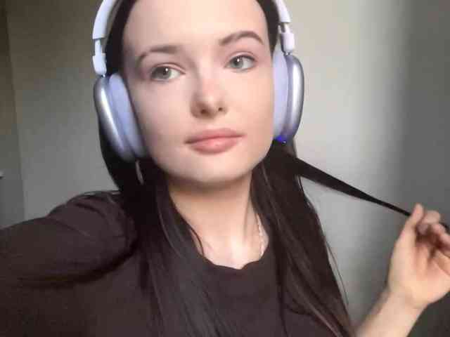 Modèle: DaynaHosler