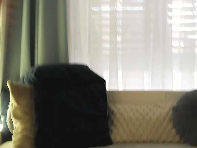 OrianaWade live cam on BongaCams