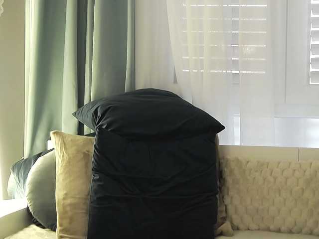 OrianaWade live cam on BongaCams