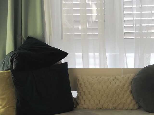 OrianaWade live cam on BongaCams