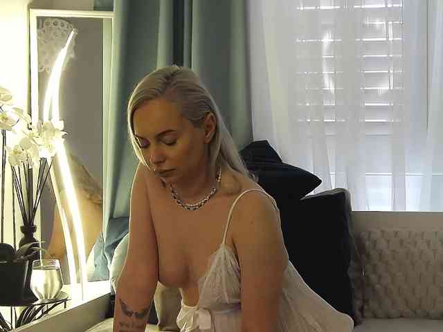 OrianaWade webcam
