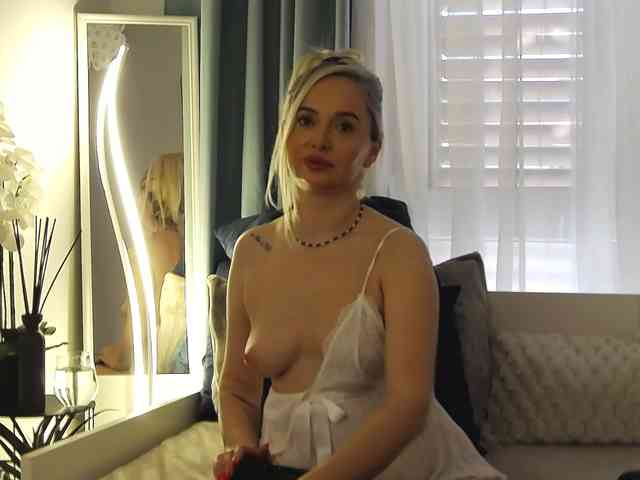 OrianaWade webcam