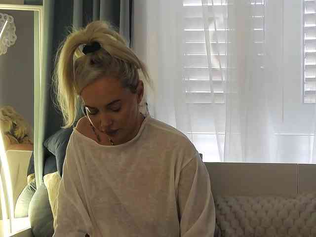 OrianaWade webcam