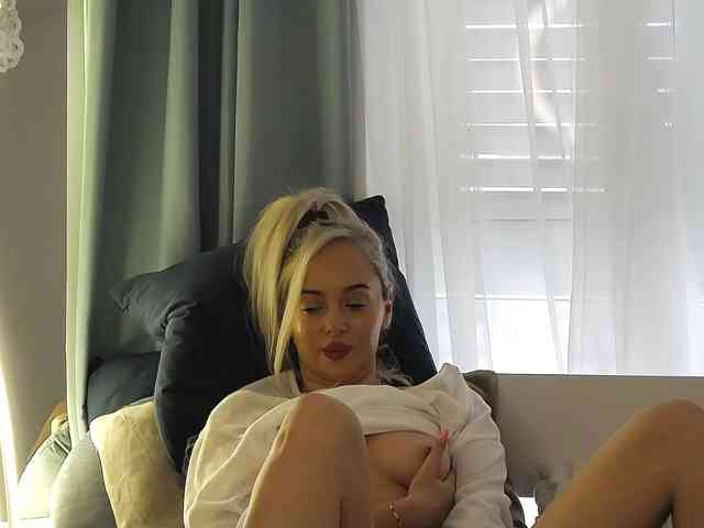 OrianaWade webcam