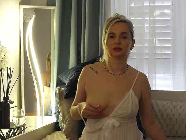 OrianaWade webcam
