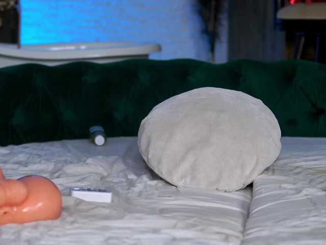 HailyeMilf live webcam show