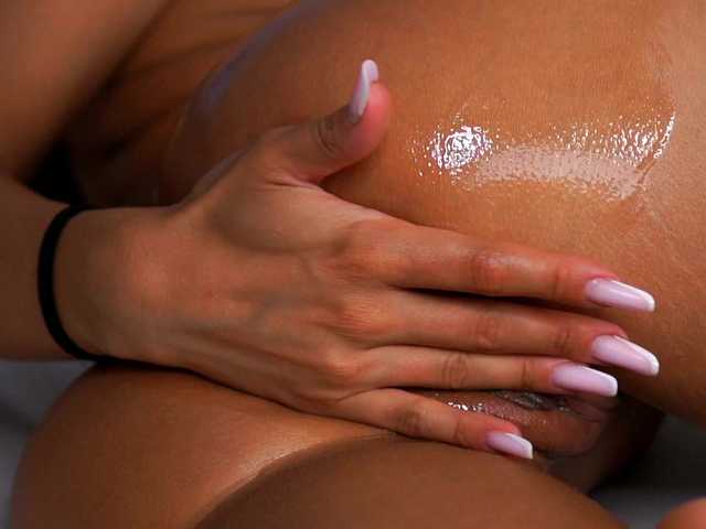 Перейти в чат HailyeMilf