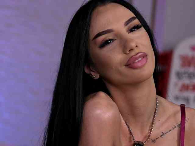 HailyeMilf webcam