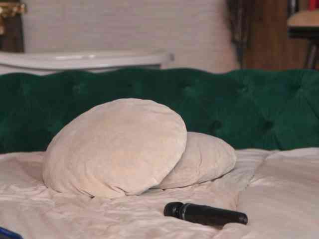 HailyeMilf webcam