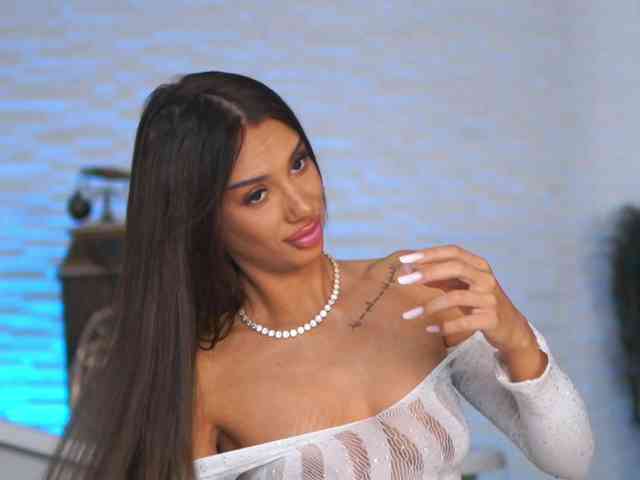Modelo: HailyeMilf