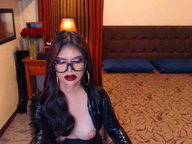 EXTREMELYDOM Sex Cam Show