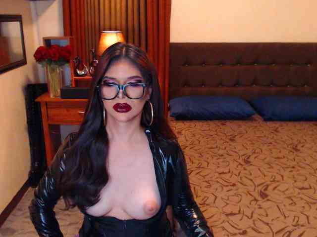 EXTREMELYDOM Sex Cam Show
