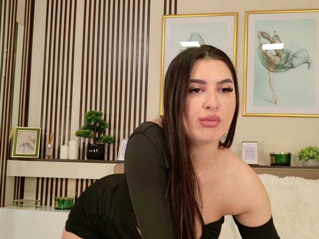 Sex chat gratuit in direct cu NicolePalm pe BongaCams